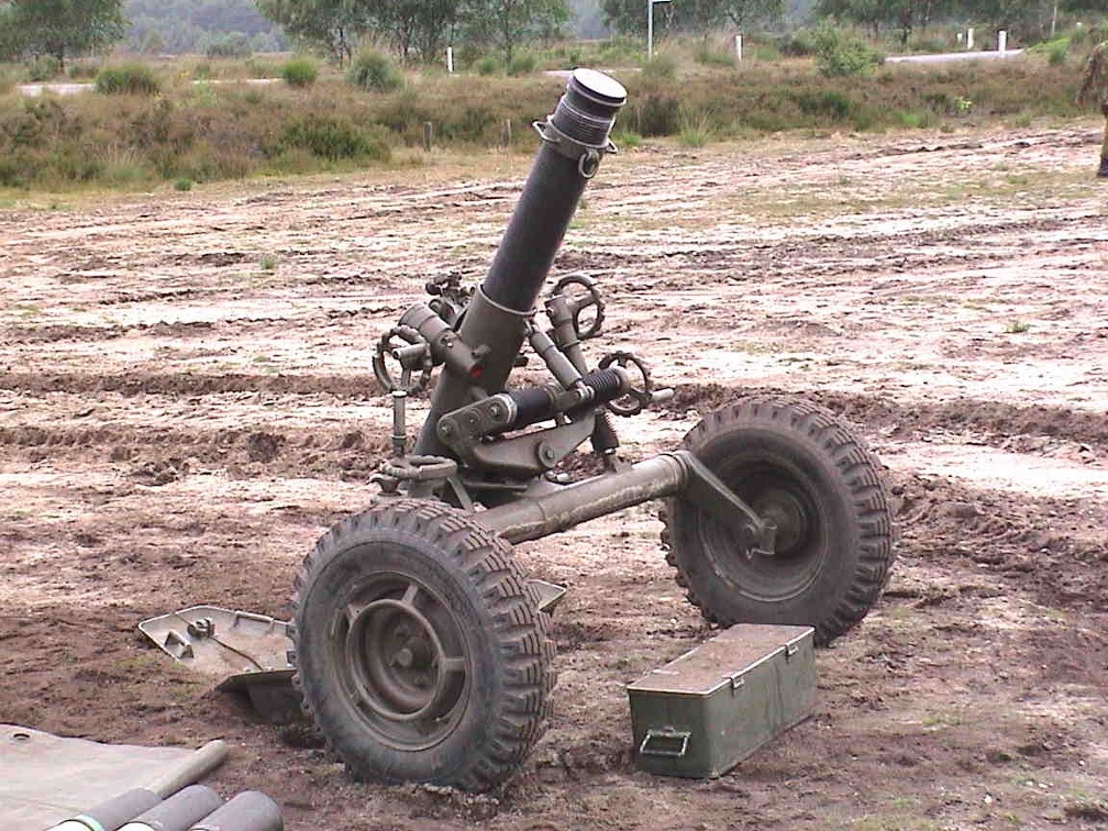 Laatste schot 120mm mortier 8 juli 2004