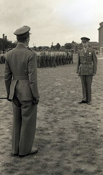 Viering van het 35-Jarig dienstjubileum van adj Steegemans Fredrik Hendrikkazerne 9-1950-3