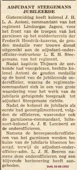 Viering van het 35-Jarig dienstjubileum van adj Steegemans Fredrik Hendrikkazerne 9-1950-5