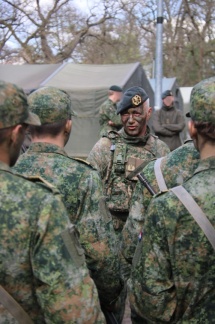 SteadfastDefender-42 Brigade Generaal Kooij VEVA leerlingen